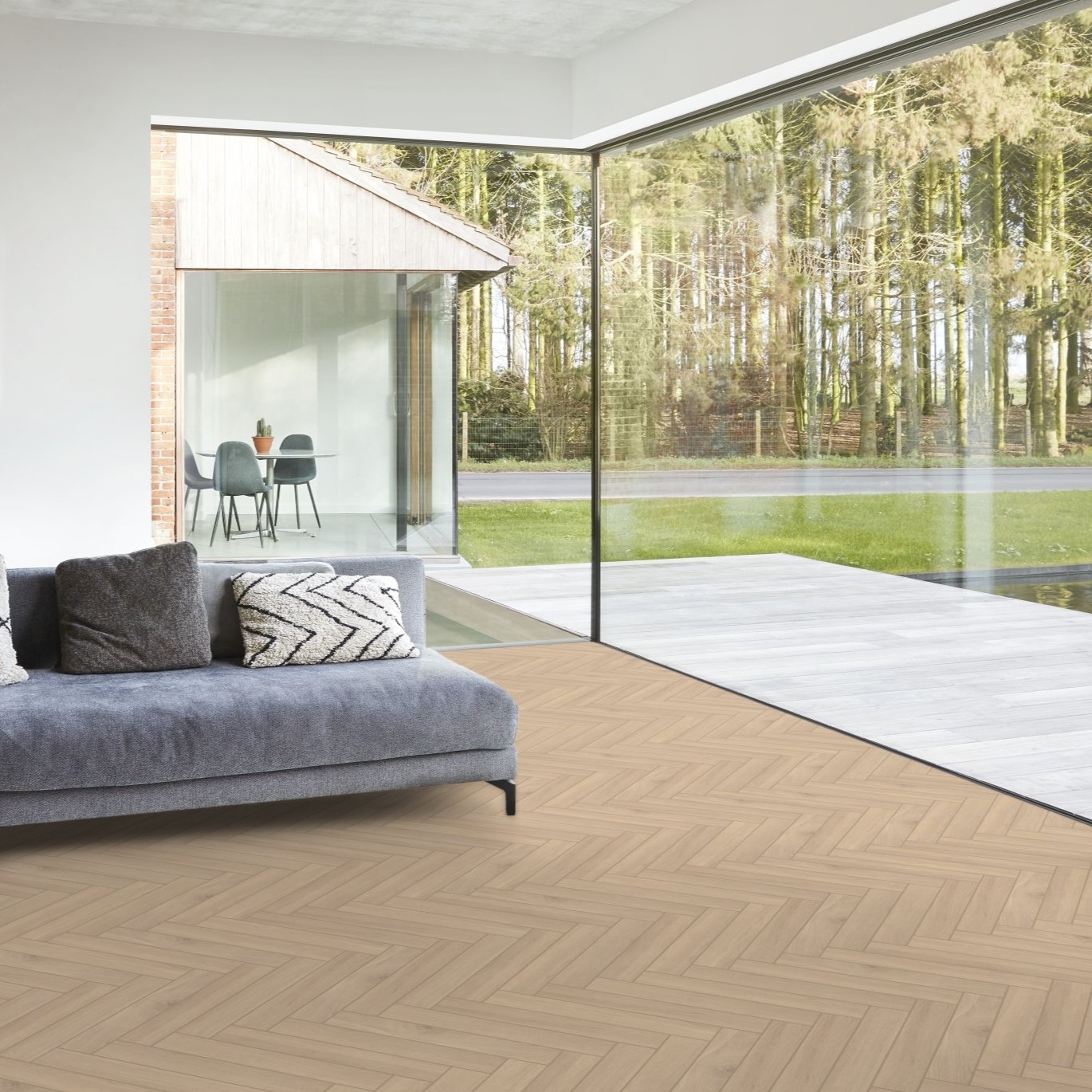 berry-alloc-bloom-sand-natural-wizualizacja-klasyczna-jodełka-wodoodporne-AC5-8mm-klepki-piekary-śląskie-abak-tanie-panele-laminowane-śląsk-bytom-tarnowskie-góry-siemianowice-śląskie-chorzów-5414404287984-5414404287991-