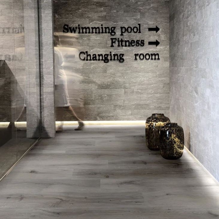 berry-alloc-ocean-8-4V-gyant-light-grey-AC4-8mm-4V-panele-podłogowe-laminowane-wodoodporne-wodoszczelne-piekary-śląskie-bytom-chorzów-tarnowskie-góry-siemianowice-śląskie-ruda-śląska-katowice-tanio-abak-5414404244635-62003073-INSPIRACJA