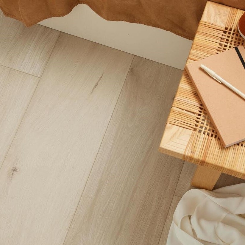 berry-alloc-ocean-8-4V-gyant-light-sand-AC4-8mm-4V-panele-podłogowe-laminowane-wodoodporne-wodoszczelne-piekary-śląskie-bytom-chorzów-tarnowskie-góry-siemianowice-śląskie-ruda-śląska-katowice-tanio-abak-62003075-5414404262929-INSPIRACJA