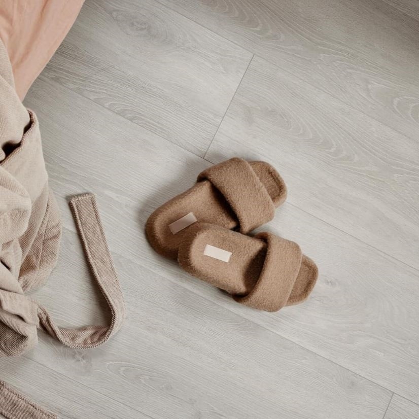 berry-alloc-ocean-8-XL-bloom-silver-grey-szeroka-deska-szerokie-panele-podłogowe-laminowane-wodoodporne-abak-piekary-śląskie-bytom-chorzów-siemianowice-śląskie-tarnowskie-góry-tanio-5414404262530-62003117-inspiracja